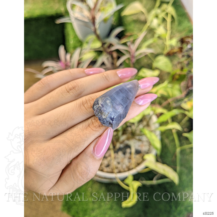 134.88 Ct. Blue Sapphire Crystal from Ceylon (Sri Lanka)