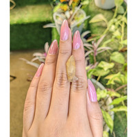 13.84 Ct. Yellow Sapphire Crystal from Ceylon (Sri Lanka) Life Style