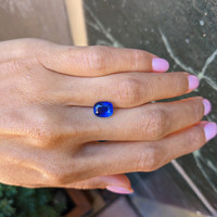 3.05 Ct. Blue Sapphire from Ceylon (Sri Lanka) Life Style