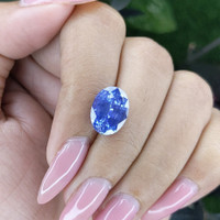 6.01 Ct. Blue Sapphire from Ceylon (Sri Lanka) Life Style