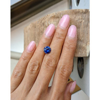 2.64 Ct. Blue Sapphire from Ceylon (Sri Lanka) Life Style