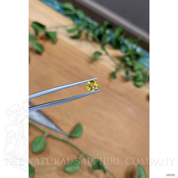 1.25 Ct. Yellow Sapphire from Ceylon (Sri Lanka)
