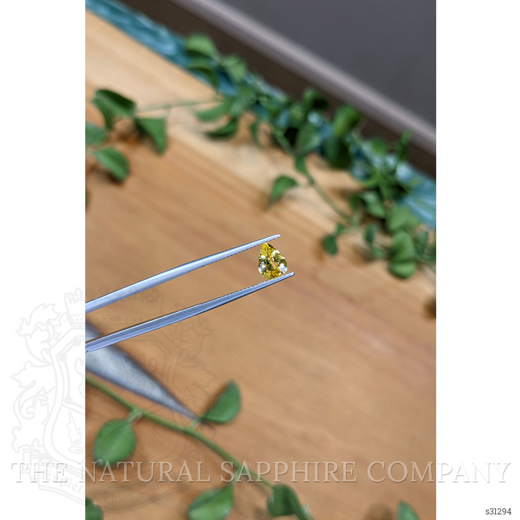 1.09 Ct. Yellow Sapphire from Ceylon (Sri Lanka)