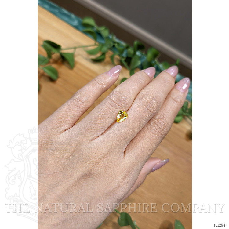 1.09 Ct. Yellow Sapphire from Ceylon (Sri Lanka)