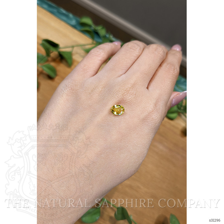 1.33 Ct. Yellow Sapphire from Ceylon (Sri Lanka)