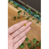 1.15 Ct. Yellowish Orange Sapphire from Ceylon (Sri Lanka) Life Style