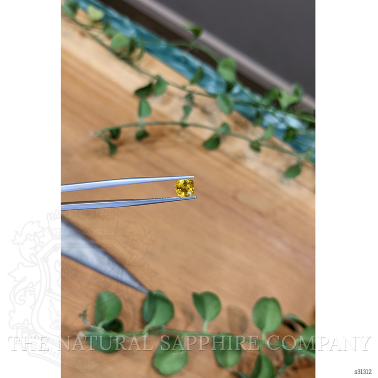 1.31 Ct. Orangish Yellow Sapphire from Ceylon (Sri Lanka)