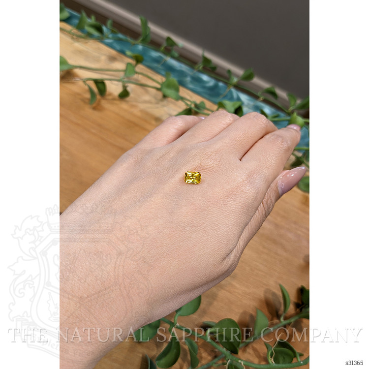 1.16 Ct. Orangish Yellow Sapphire from Ceylon (Sri Lanka)