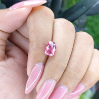 2.60 Ct. Pink Sapphire from Madagascar Life Style