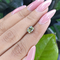 1.57 Ct. Bi Color Sapphire from Tanzania Life Style