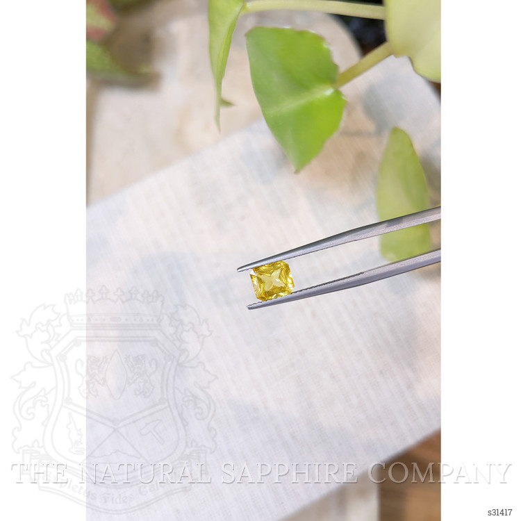 1.52 Ct. Yellow Sapphire from Ceylon (Sri Lanka)