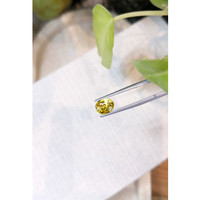 2.50 Ct. Yellow Sapphire from Ceylon (Sri Lanka) Life Style