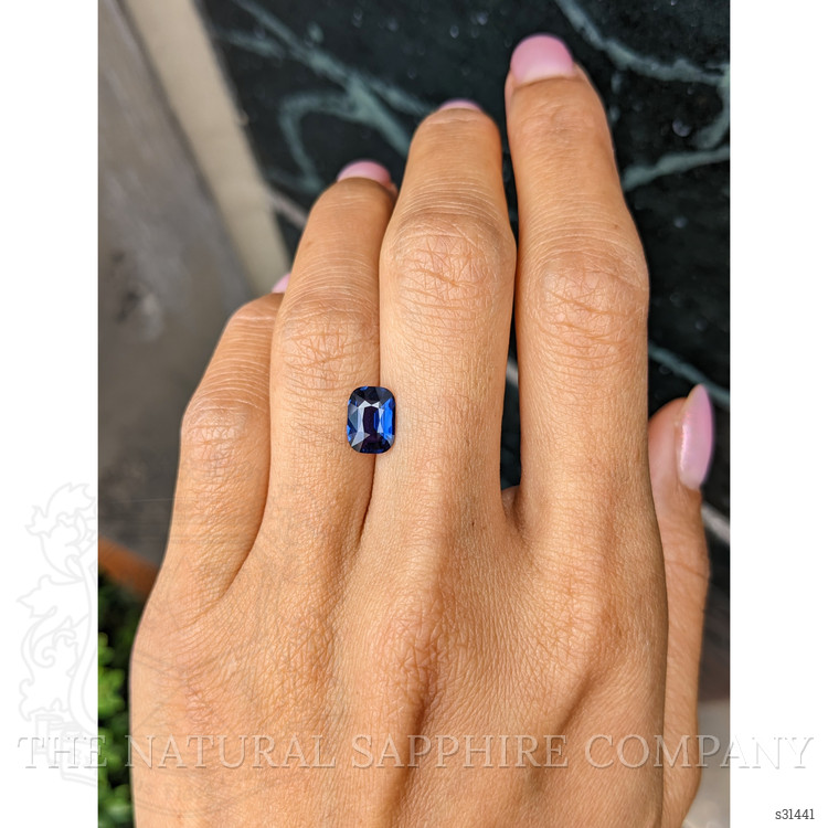 2.02 Ct. Color Change Sapphire from Ceylon (Sri Lanka)