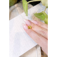 2.04 Ct. Yellow Sapphire from Ceylon (Sri Lanka) Life Style