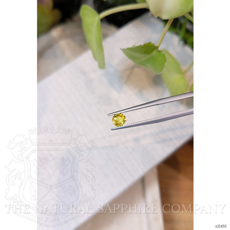 0.76 Ct. Yellow Sapphire from Ceylon (Sri Lanka)