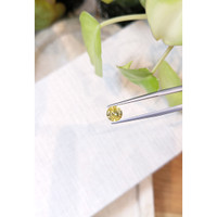 0.93 Ct. Yellow Sapphire from Ceylon (Sri Lanka) Life Style