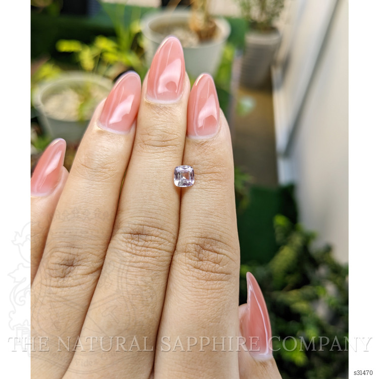 0.84 Ct. Pink Sapphire from Ceylon (Sri Lanka)