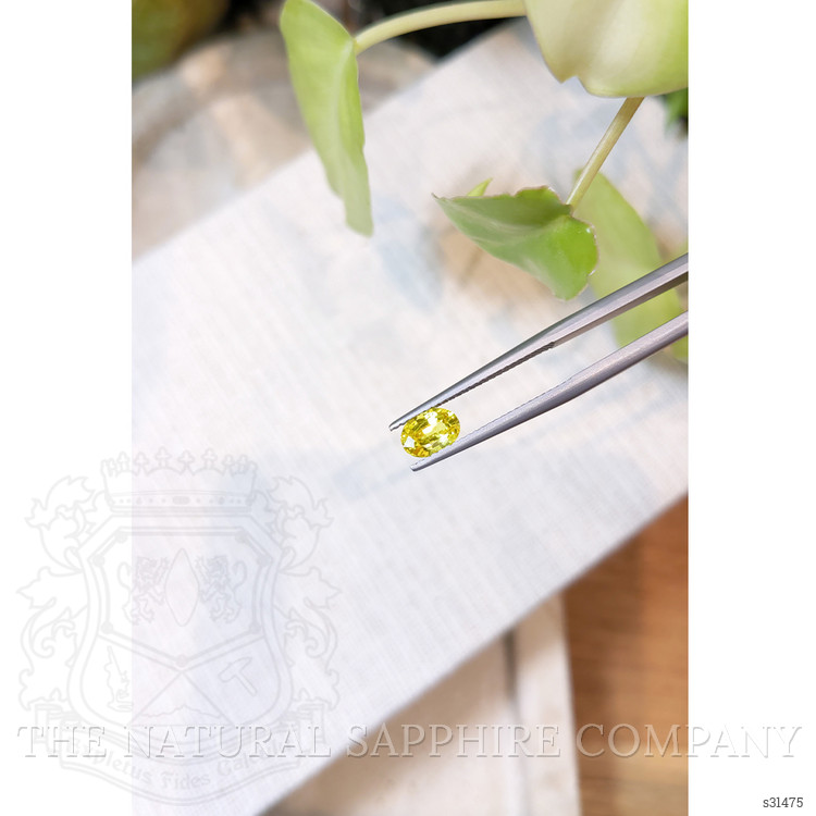 0.90 Ct. Yellow Sapphire from Ceylon (Sri Lanka)