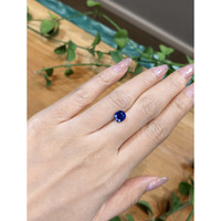 2.15 Ct. Blue Sapphire from Ceylon (Sri Lanka) Life Style