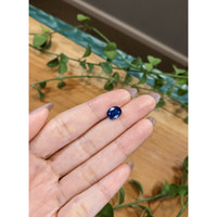 2.70 Ct. Blue Sapphire from Ceylon (Sri Lanka) Life Style