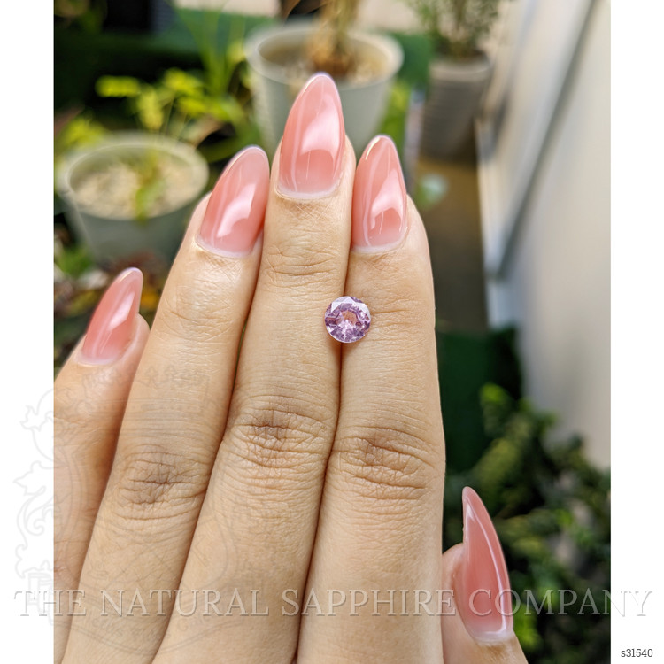 1.17 Ct. Pink Sapphire from Ceylon (Sri Lanka)