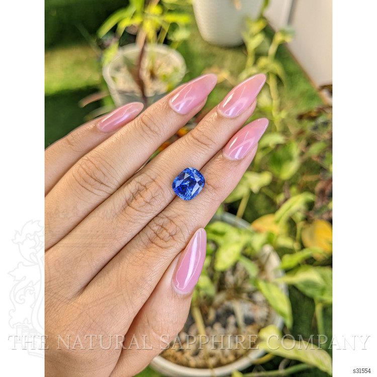 5.59 Ct. Blue Sapphire from Ceylon (Sri Lanka)
