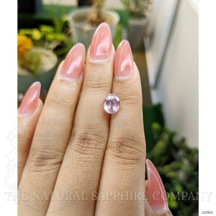 2.91 Ct. Pink Sapphire from Ceylon (Sri Lanka)