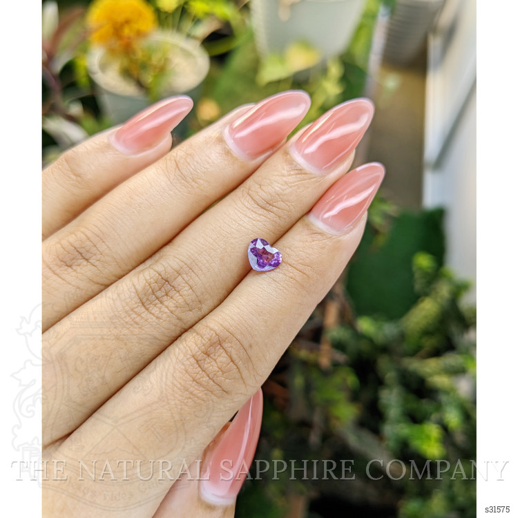 1.05 Ct. Pinkish Purple Sapphire from Ceylon (Sri Lanka)