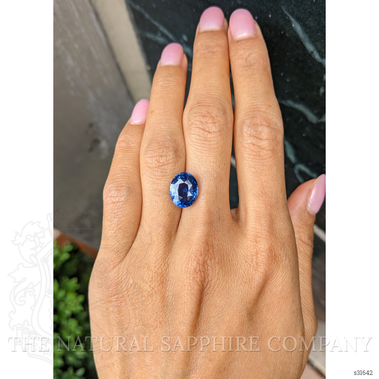 6.09 Ct. Blue Sapphire from Ceylon (Sri Lanka)