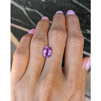 3.13 Ct. Pinkish Purple Sapphire from Ceylon (Sri Lanka) Life Style