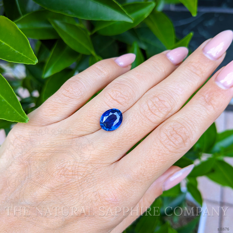4.05 Ct. Blue Sapphire from Ceylon (Sri Lanka)
