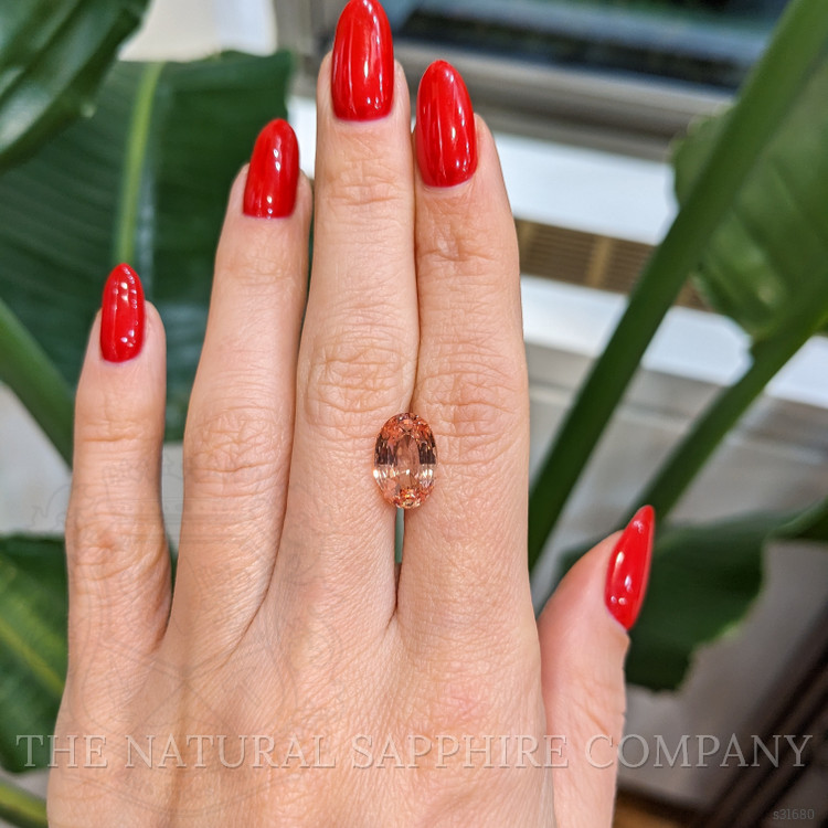 5.09 Ct. Padparadscha Sapphire from Ceylon (Sri Lanka)