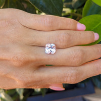 4.19 Ct. Pink Sapphire from Ceylon (Sri Lanka) Life Style