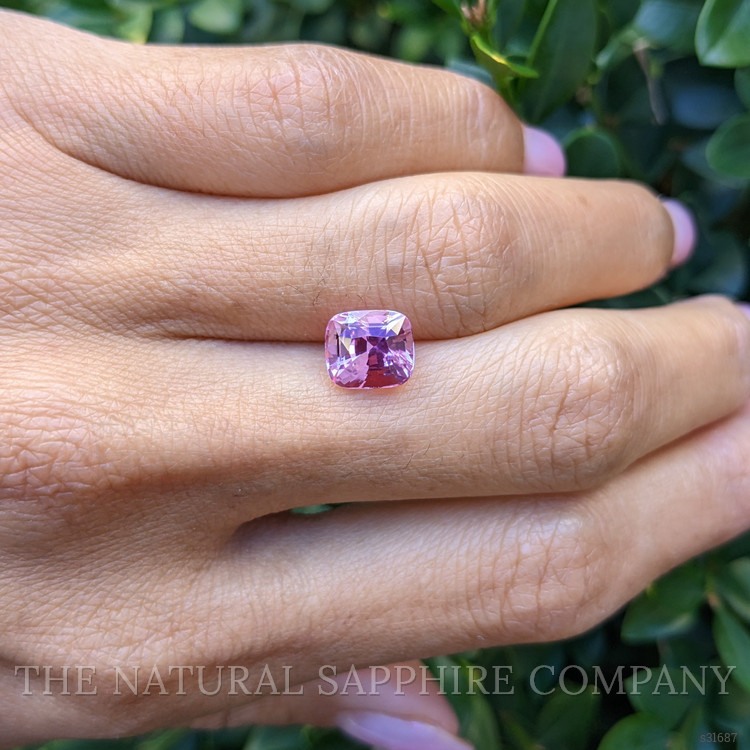 3.06 Ct. Pink Sapphire from Ceylon (Sri Lanka)