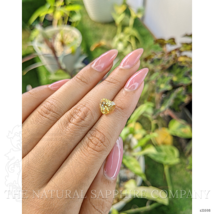 3.32 Ct. Yellow Sapphire from Ceylon (Sri Lanka)
