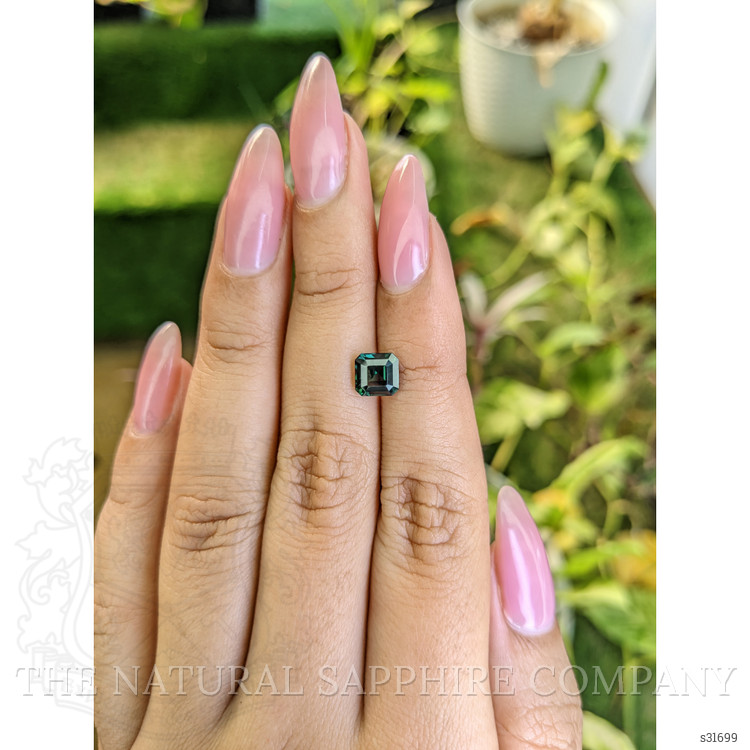 1.64 Ct. Green Sapphire from Ceylon (Sri Lanka)