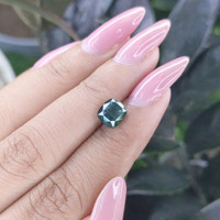2.58 Ct. Green Sapphire from Ceylon (Sri Lanka) Life Style