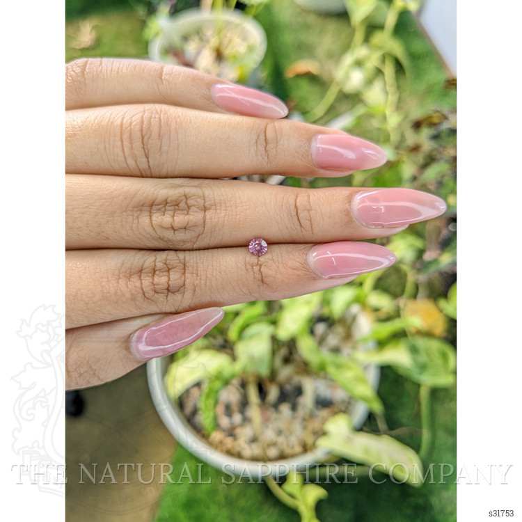 0.29 Ct. Pink Sapphire from Ceylon (Sri Lanka)