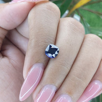 2.04 Ct. Blue Sapphire from Tanzania Life Style