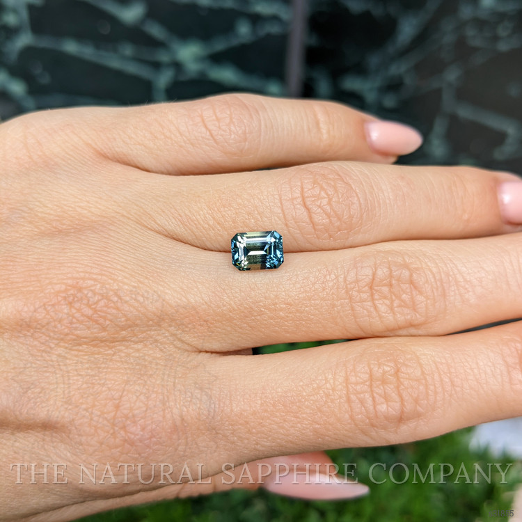 2.54 Ct. Bi Color Sapphire from Ceylon (Sri Lanka)