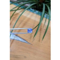 5.24 Ct. Blue Sapphire from Ceylon (Sri Lanka) Life Style