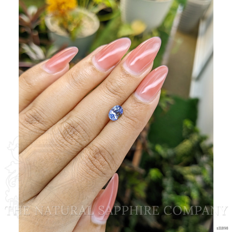 1.27 Ct. Bi Color Sapphire from Ceylon (Sri Lanka)