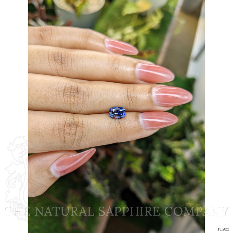 1.24 Ct. Bi Color Sapphire from Ceylon (Sri Lanka)