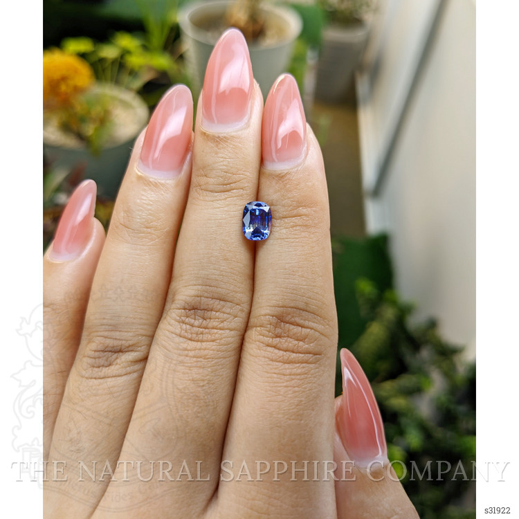 1.24 Ct. Bi Color Sapphire from Ceylon (Sri Lanka)