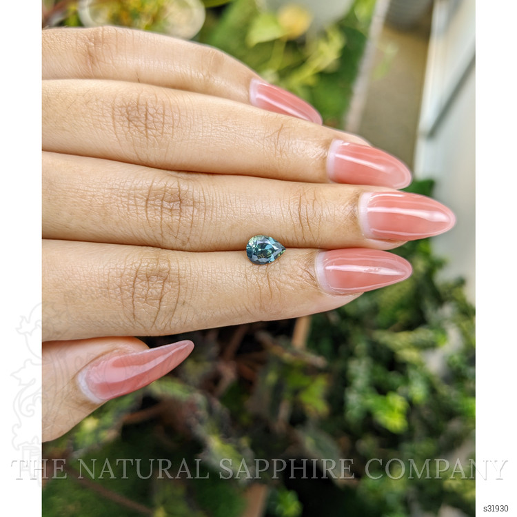 1.24 Ct. Bluish Green Sapphire from Ceylon (Sri Lanka)