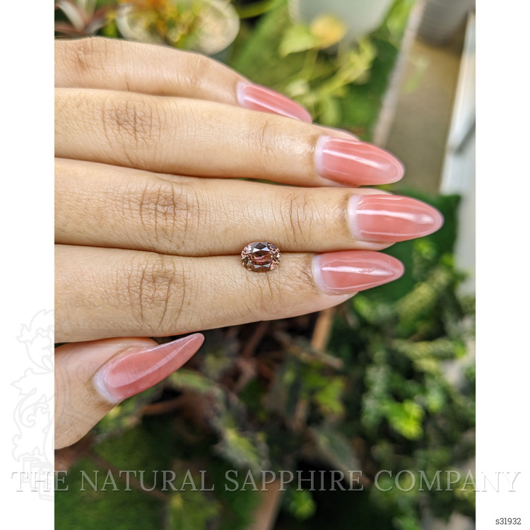 1.50 Ct. Pinkish Brown Sapphire from Ceylon (Sri Lanka)