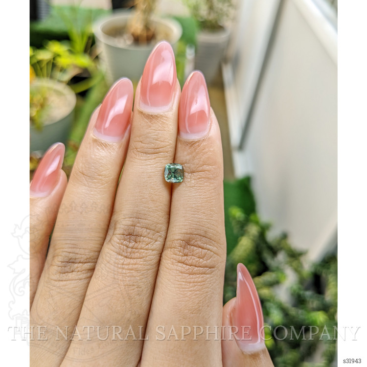 1.00 Ct. Green Sapphire from Ceylon (Sri Lanka)