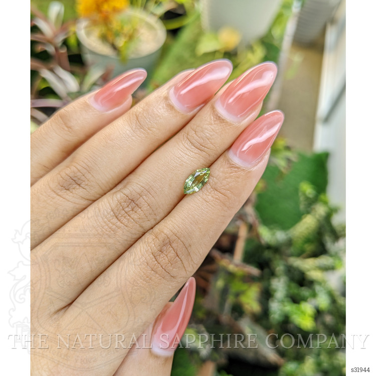 1.12 Ct. Yellowish Green Sapphire from Ceylon (Sri Lanka)