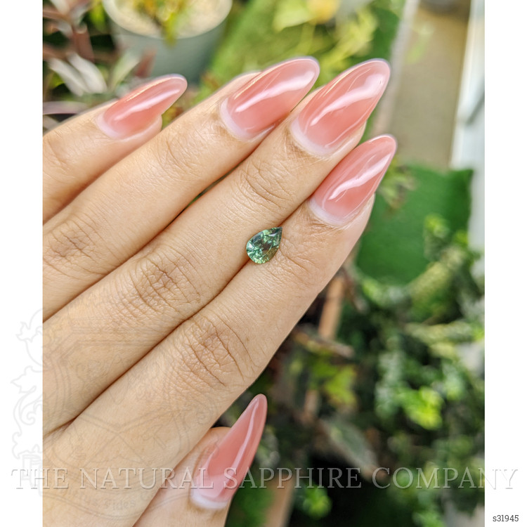 1.07 Ct. Green Sapphire from Ceylon (Sri Lanka)