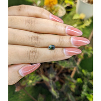 1.26 Ct. Bi Color Sapphire from Ceylon (Sri Lanka) Life Style